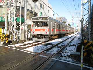 photo,material,free,landscape,picture,stock photo,Creative Commons,Tokyu Ikegami line, Snow, train, track, Gotanda