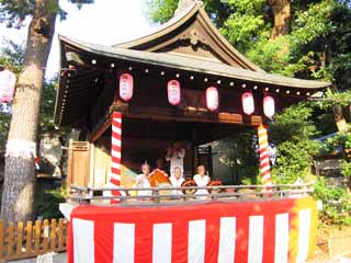 Foto, materieel, vrij, landschap, schilderstuk, bevoorraden foto,De muzikale omlijsting van de Shinto heiligdom, Rol, Overhandig rol, Fluit, Festiviteit