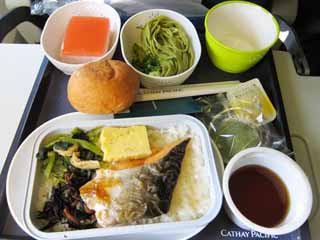 photo,material,free,landscape,picture,stock photo,Creative Commons,An in-flight meal, salmon, Soba, Bread, 
