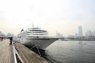 Foto, materiell, befreit, Landschaft, Bild, hat Foto auf Lager,Luxurises Passagierpassagierschiff Asuka IIE, Das Meer, Schiff, groer Pier, Yokohama