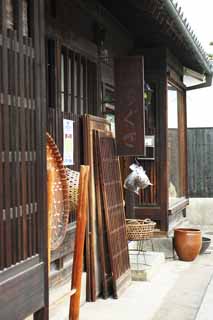 photo,material,free,landscape,picture,stock photo,Creative Commons,Kurashiki folk handicraft shop, colander, Tradition architecture, signboard, Chigusa